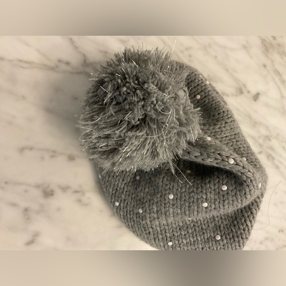 Cute winter hat - Picture 2 of 3